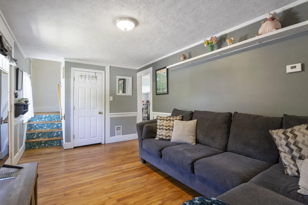 51 Anderson Avenue Westbrook ME 04092