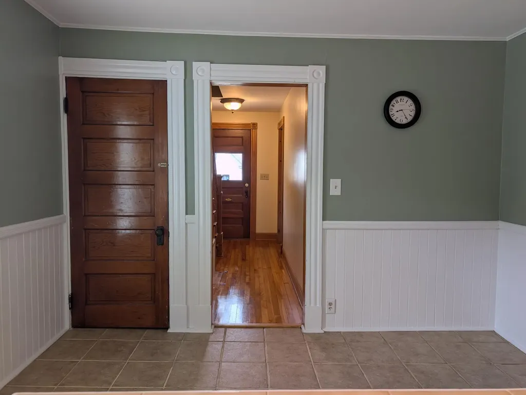 40 Oak Street Sanford ME 04083