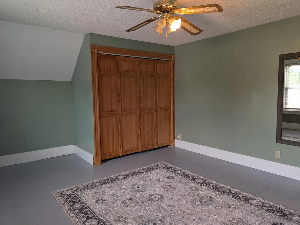 40 Oak Street Sanford ME 04083