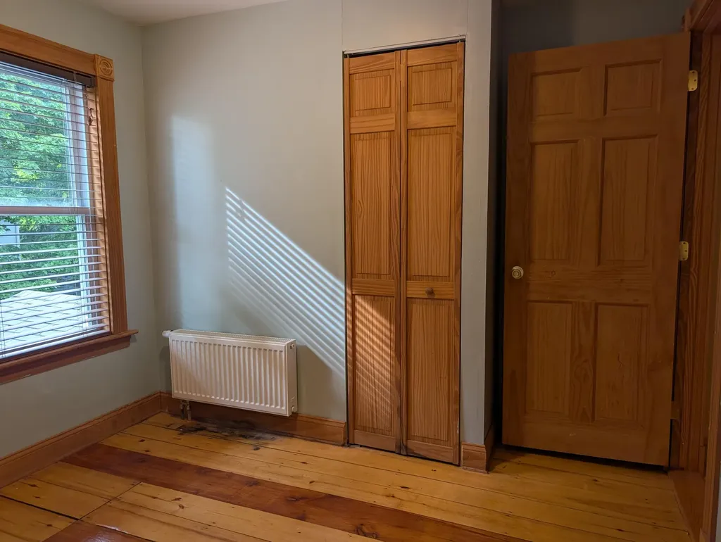 40 Oak Street Sanford ME 04083