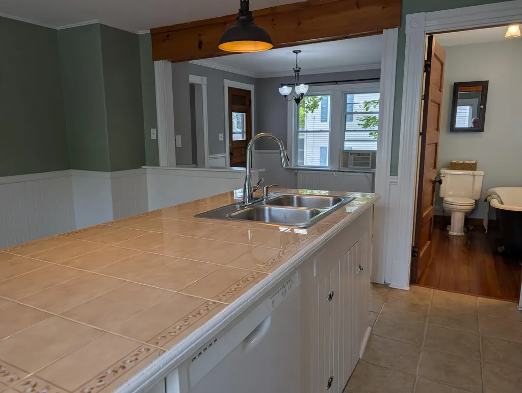 40 Oak Street Sanford ME 04083