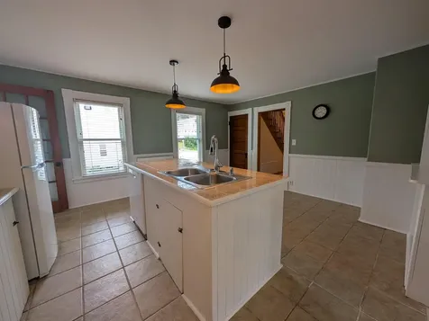 40 Oak Street Sanford ME 04083