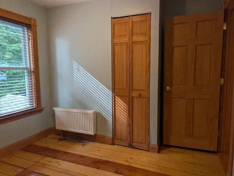 40 Oak Street Sanford ME 04083