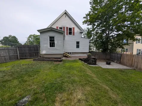 40 Oak Street Sanford ME 04083