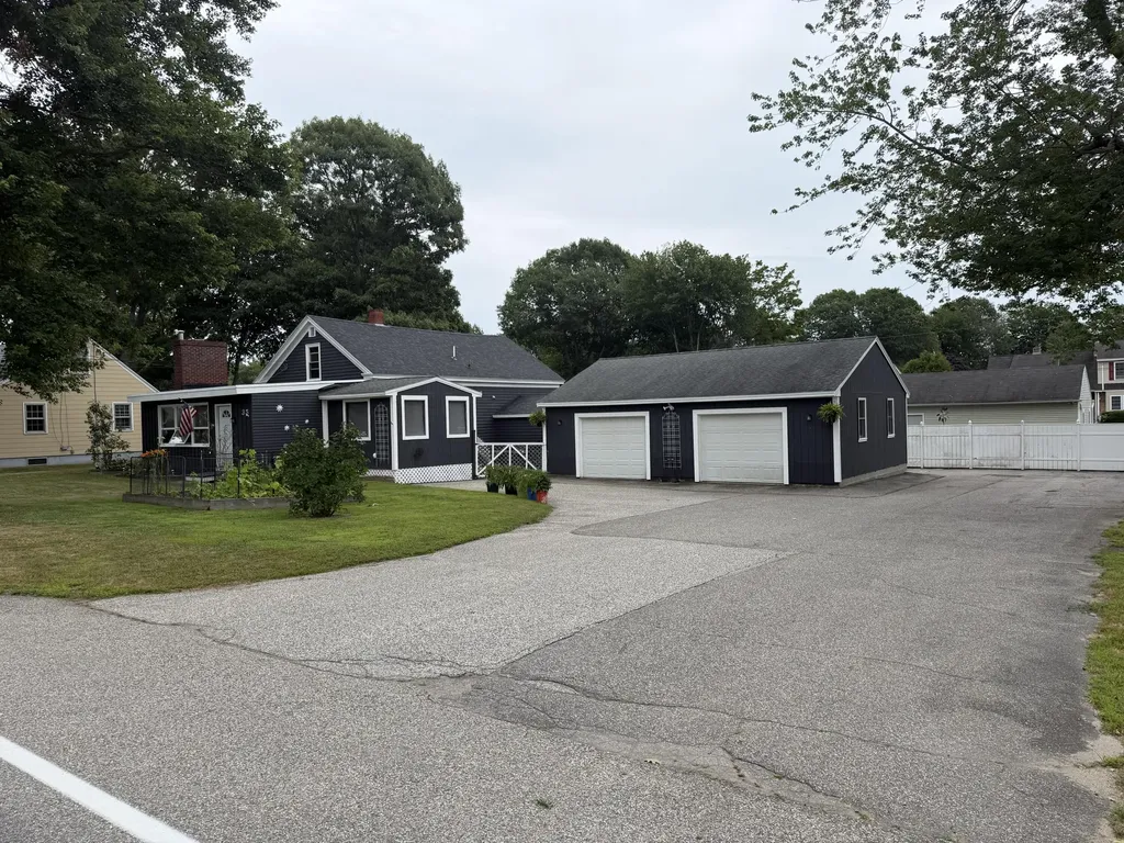 35 Franklin Street Saco ME 04072