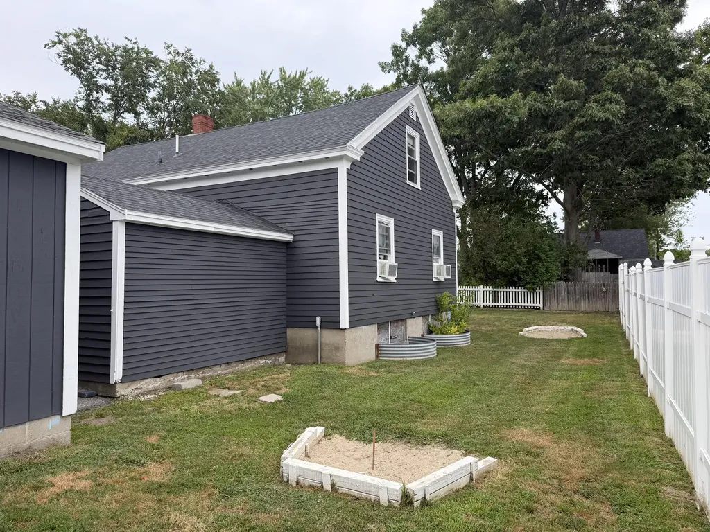 35 Franklin Street Saco ME 04072