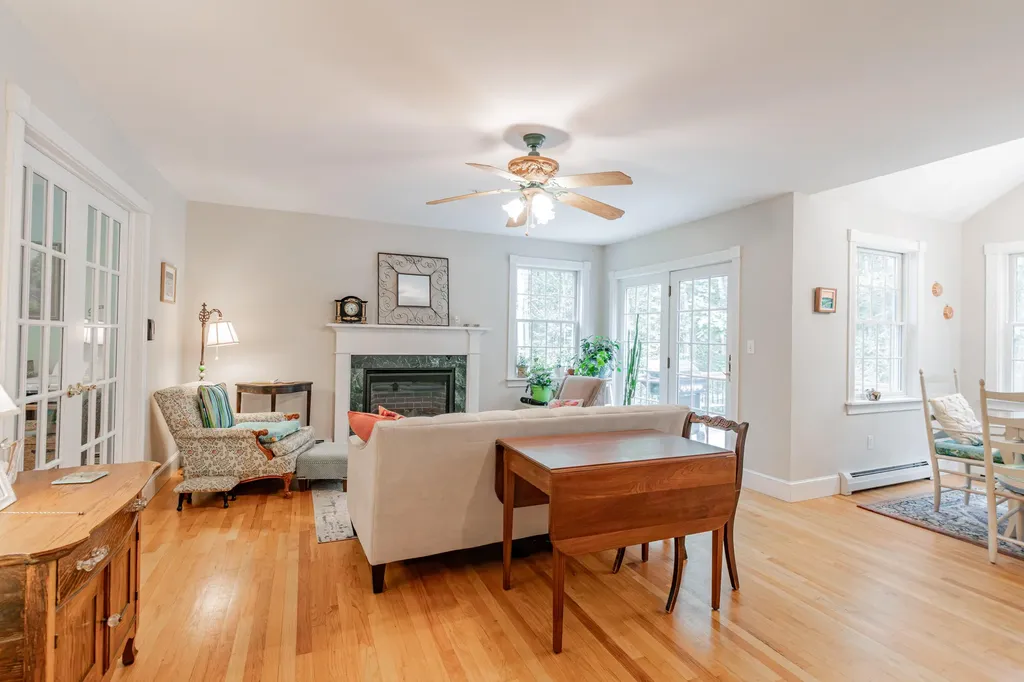 2 Summit Terrace Falmouth ME 04105