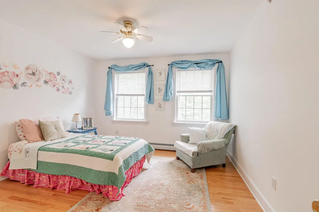 2 Summit Terrace Falmouth ME 04105