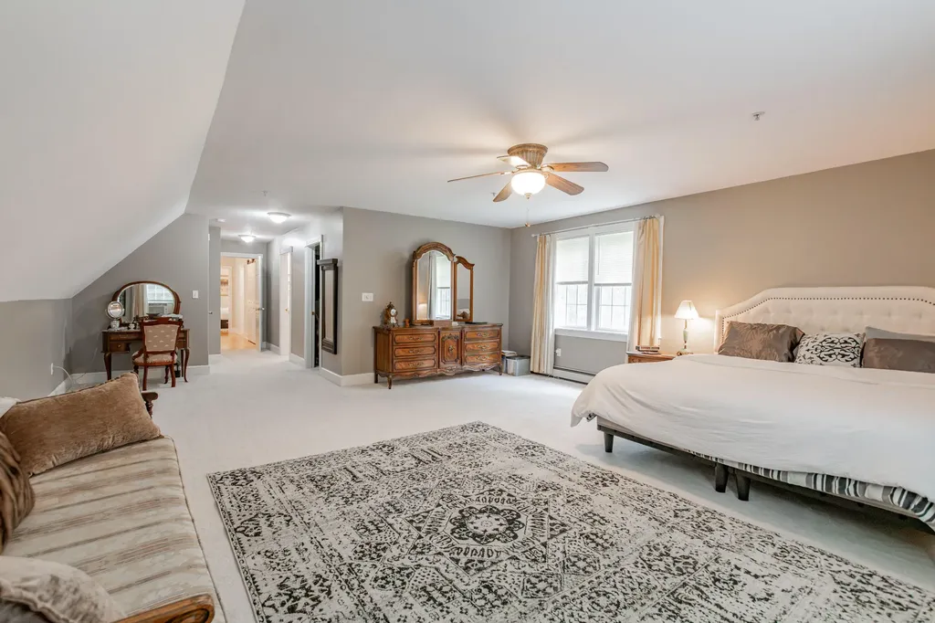 2 Summit Terrace Falmouth ME 04105