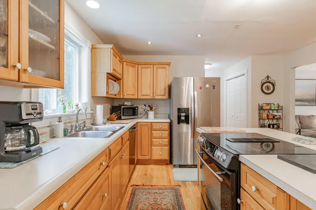 2 Summit Terrace Falmouth ME 04105