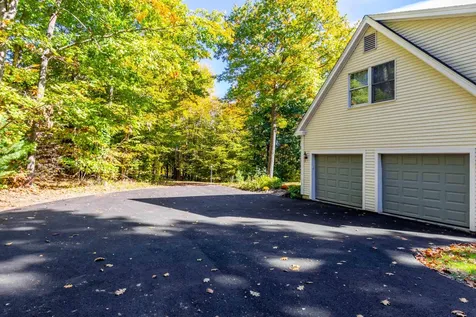 2 Summit Terrace Falmouth ME 04105