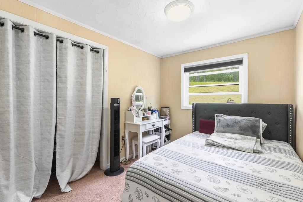 279 Manchester Road Standish ME 04084