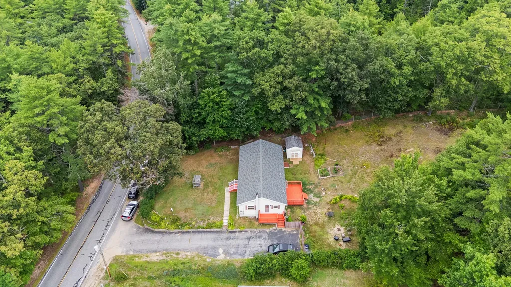 279 Manchester Road Standish ME 04084