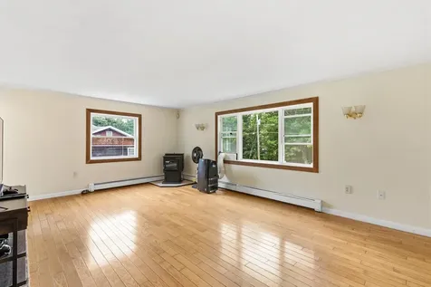279 Manchester Road Standish ME 04084