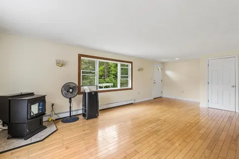 279 Manchester Road Standish ME 04084