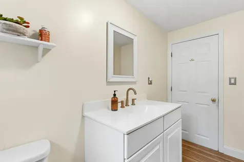 279 Manchester Road Standish ME 04084