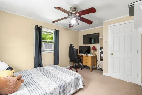279 Manchester Road Standish ME 04084