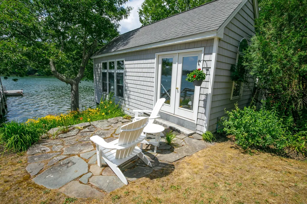 839 Fosters Point Road West Bath ME 04530