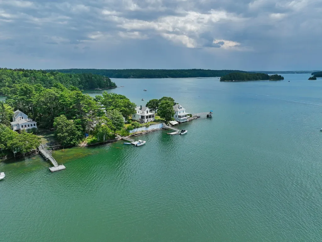 839 Fosters Point Road West Bath ME 04530