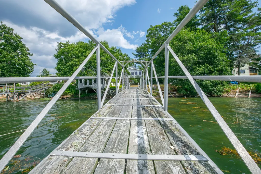 839 Fosters Point Road West Bath ME 04530