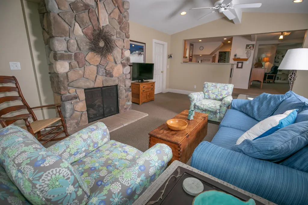 839 Fosters Point Road West Bath ME 04530
