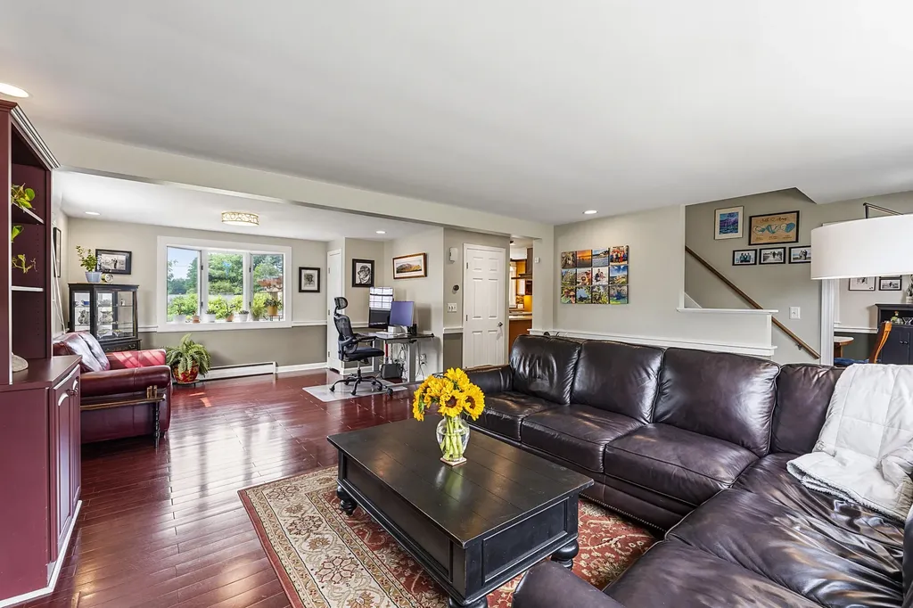 20 Groveside Road Portland ME 04102