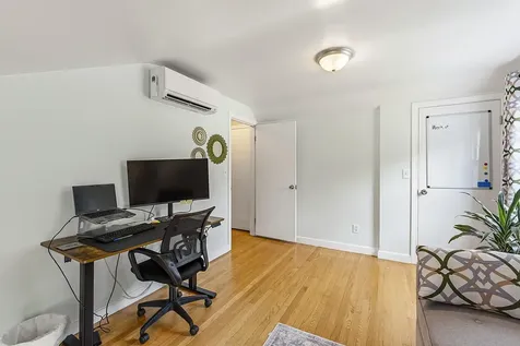 20 Groveside Road Portland ME 04102