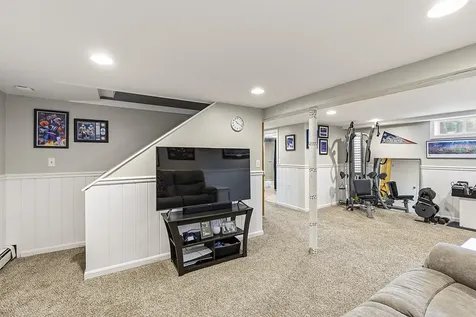20 Groveside Road Portland ME 04102