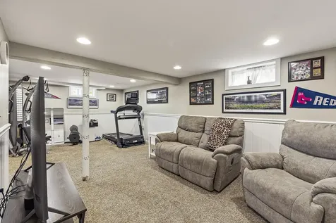 20 Groveside Road Portland ME 04102