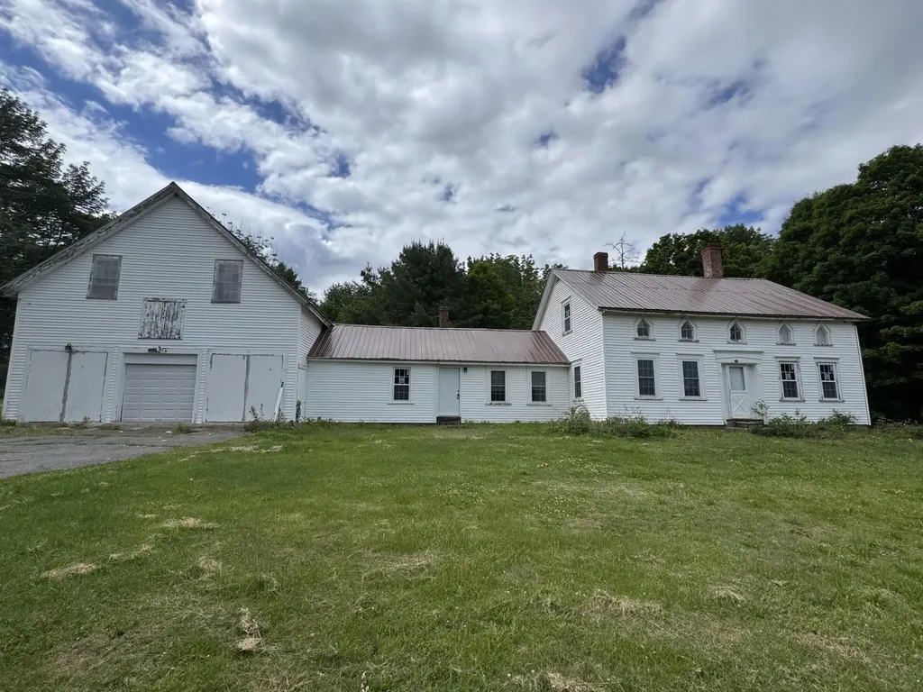 750 Oakland Road Belgrade ME 04917