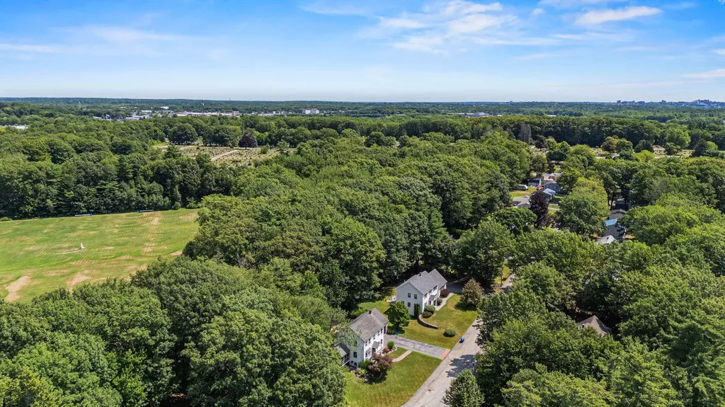 79 Stroudwater Place Westbrook ME 04092