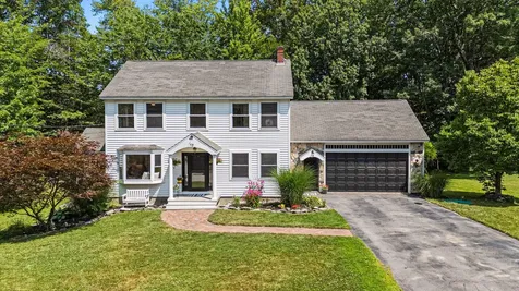 79 Stroudwater Place Westbrook ME 04092