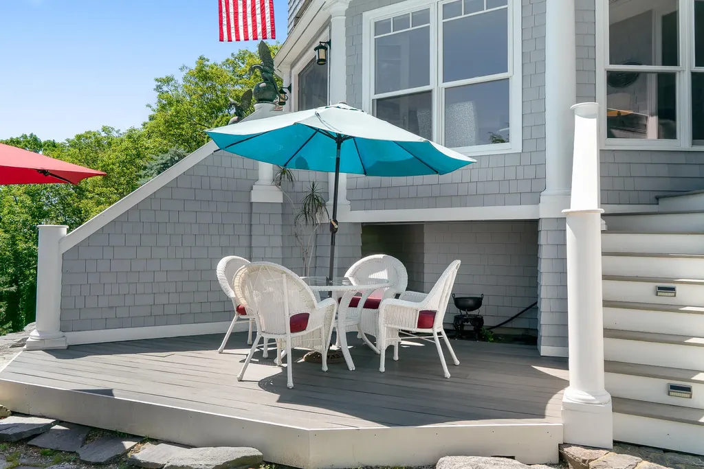 24 Ho Hum Hill Ogunquit ME 03907