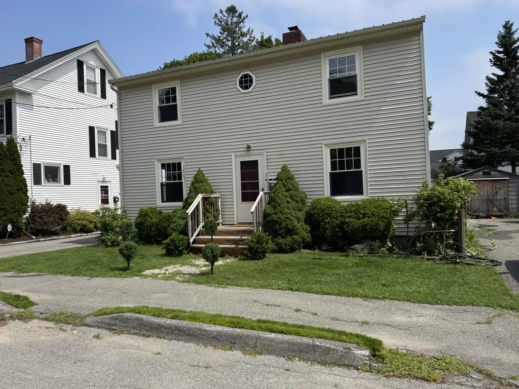 76 Vernon Street Bangor ME 04401