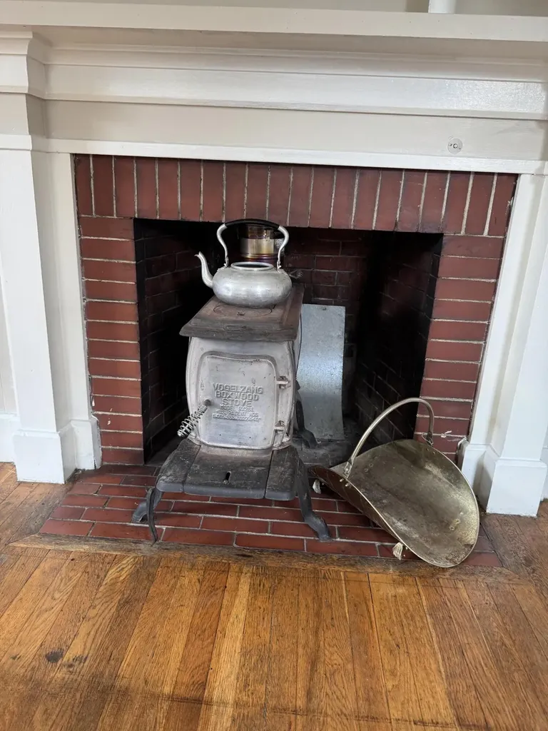 76 Vernon Street Bangor ME 04401