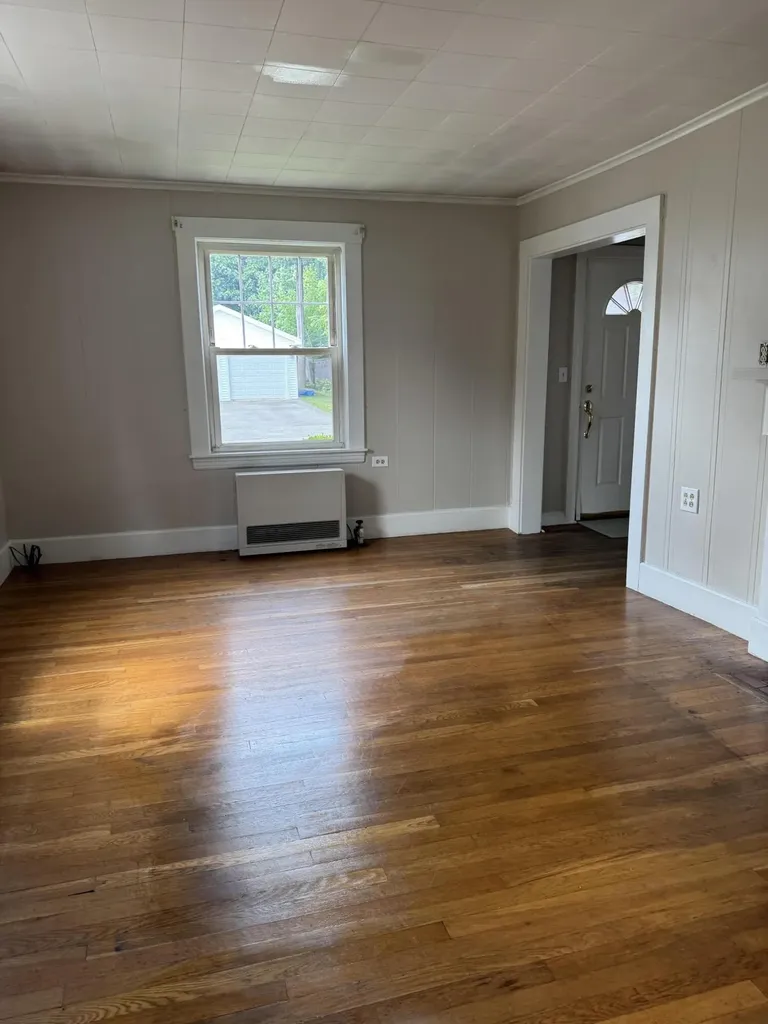 76 Vernon Street Bangor ME 04401