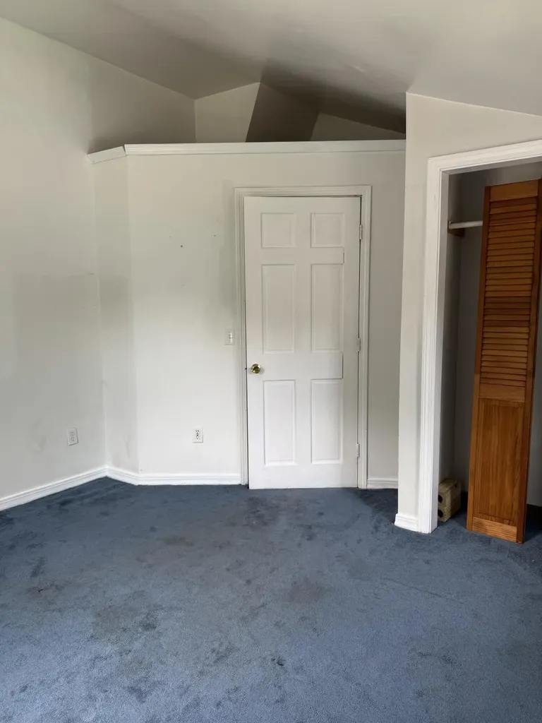 76 Vernon Street Bangor ME 04401