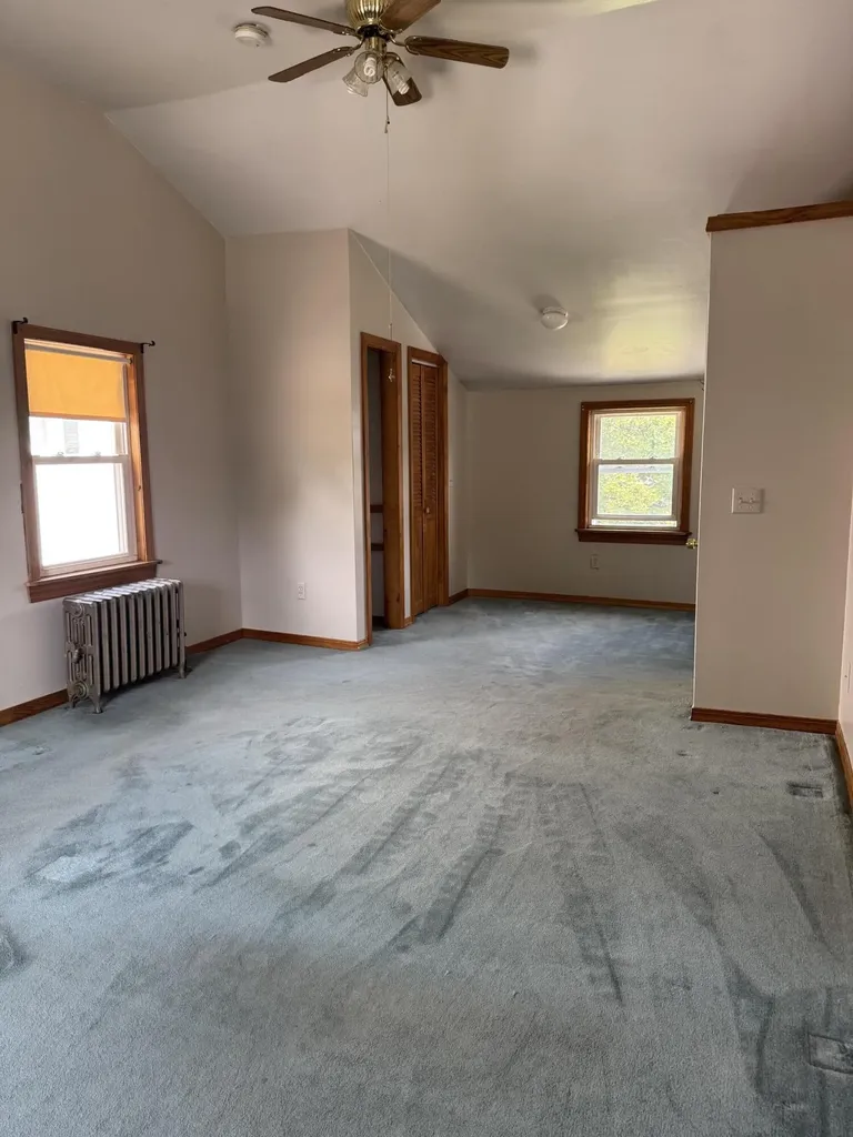 76 Vernon Street Bangor ME 04401