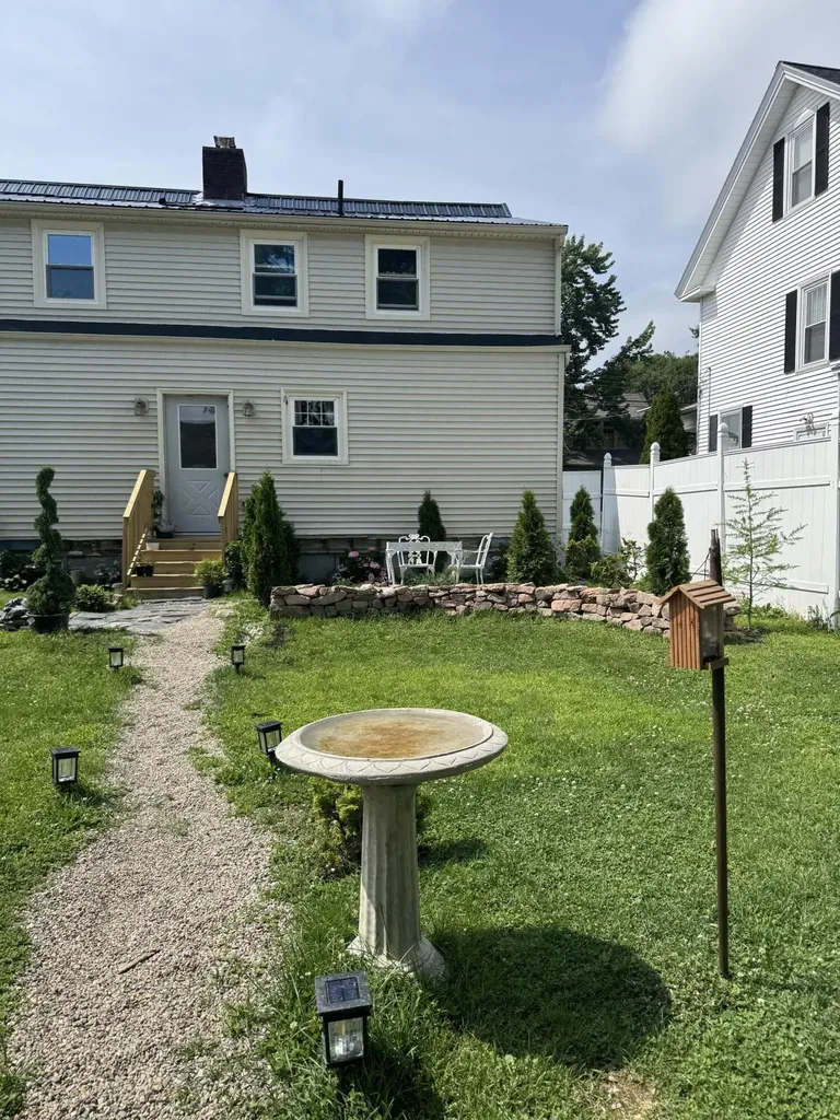 76 Vernon Street Bangor ME 04401