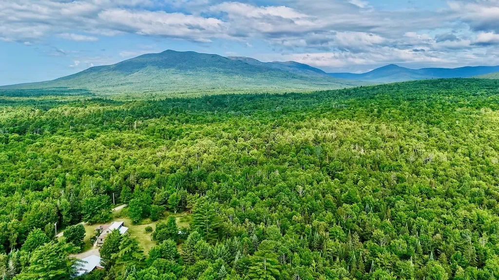 17 Shady Lane Kingfield ME 04947