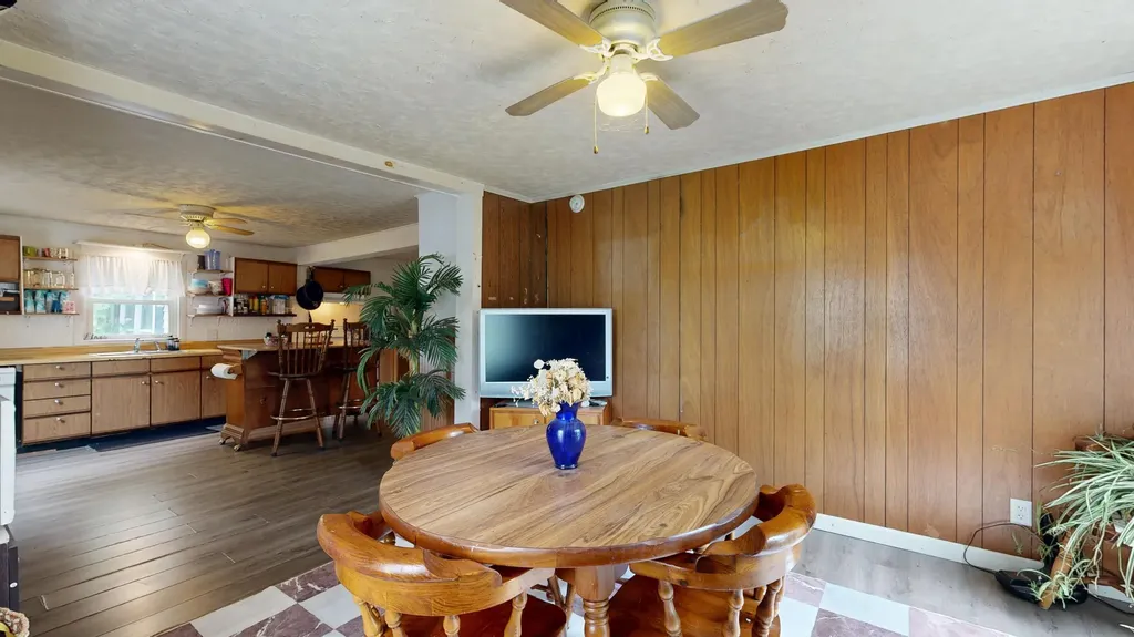 176 Main Street Sabattus ME 04280