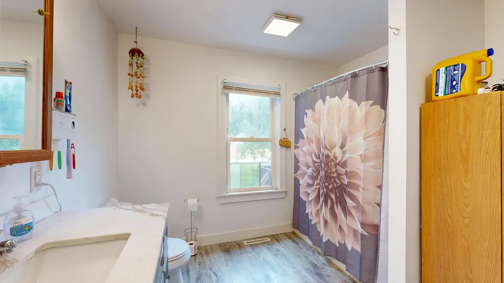 176 Main Street Sabattus ME 04280
