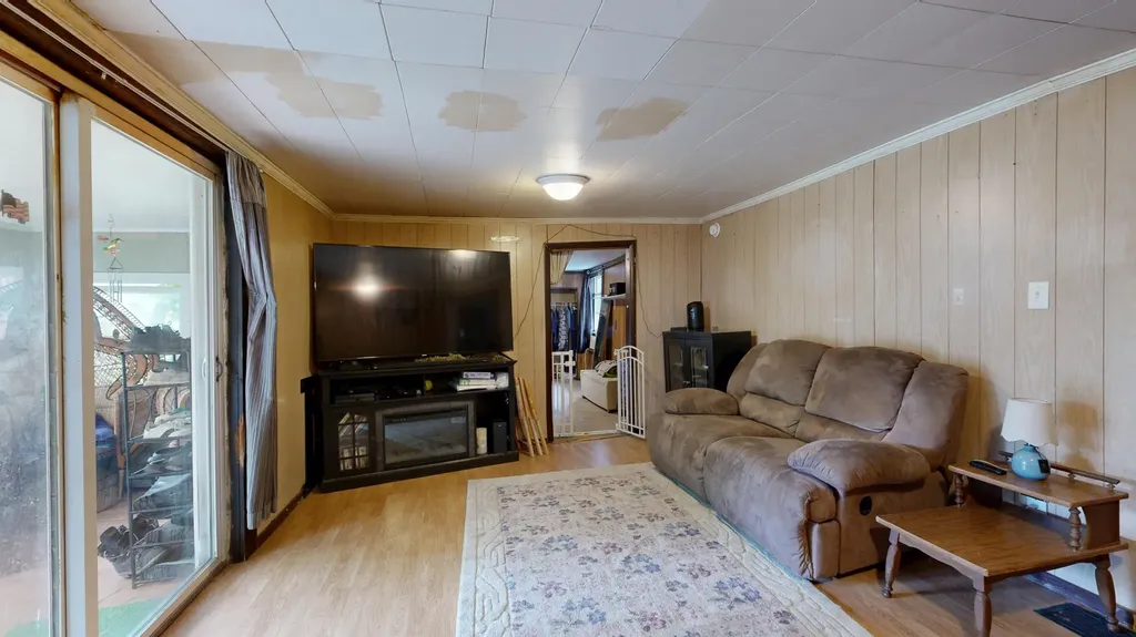 176 Main Street Sabattus ME 04280
