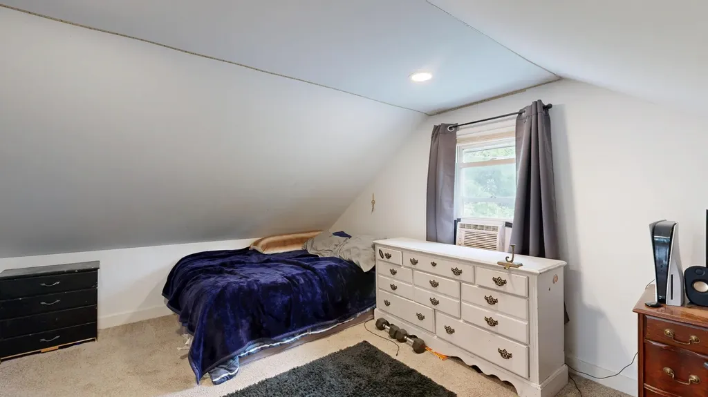 176 Main Street Sabattus ME 04280