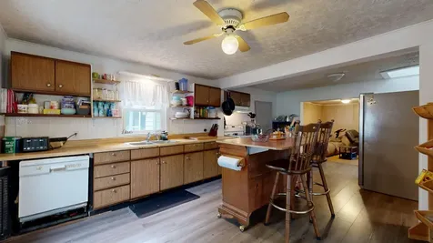 176 Main Street Sabattus ME 04280