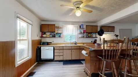 176 Main Street Sabattus ME 04280