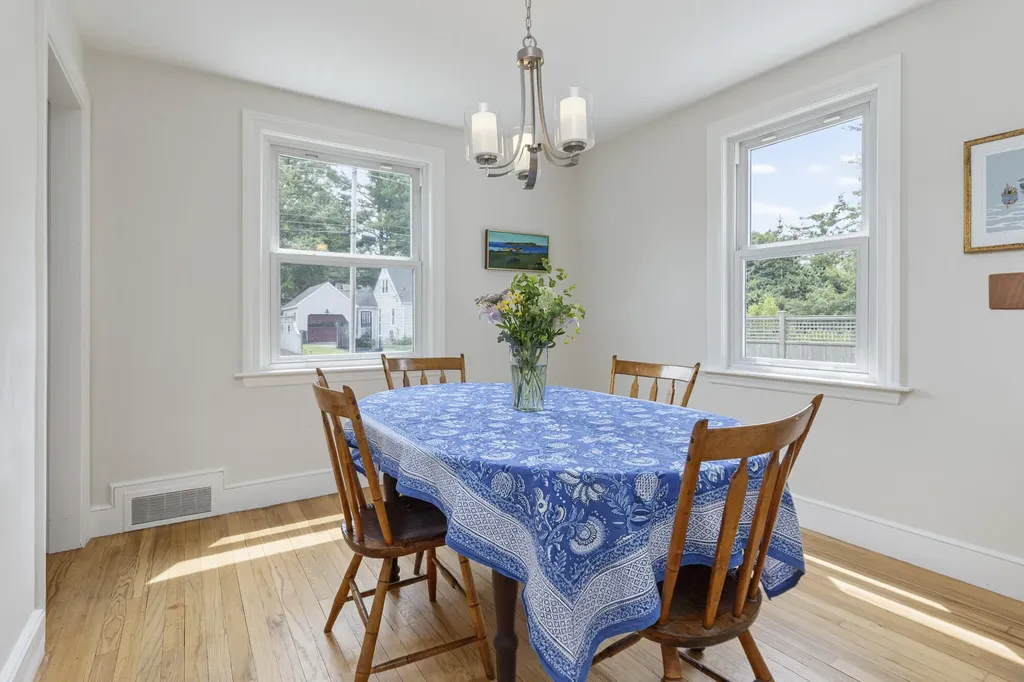 84 Dorset Street Portland ME 04102