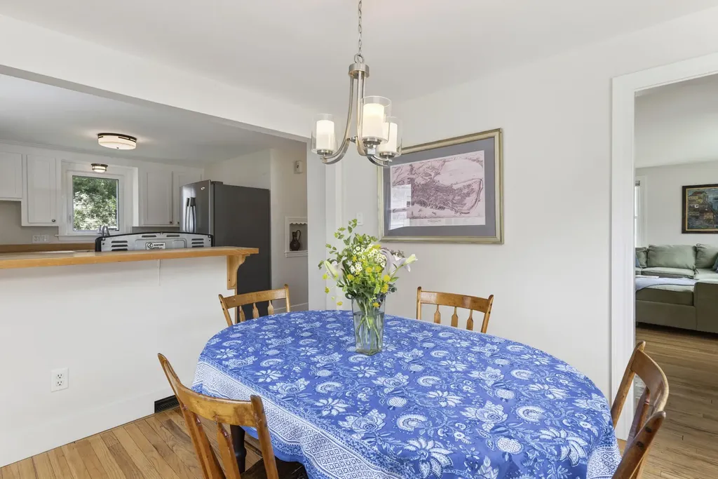 84 Dorset Street Portland ME 04102