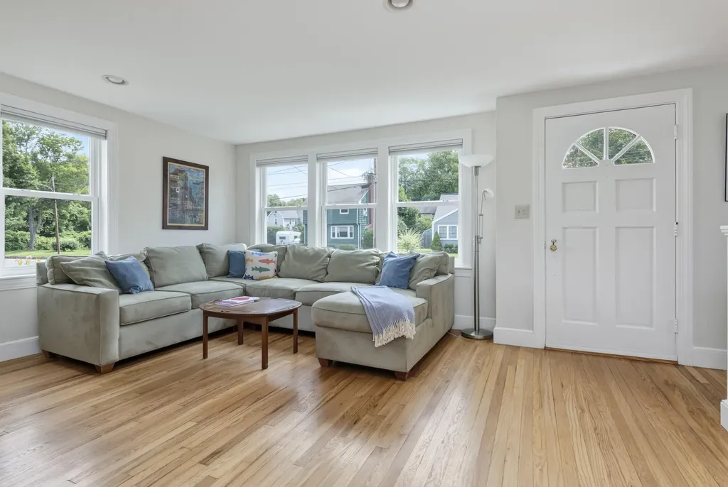 84 Dorset Street Portland ME 04102