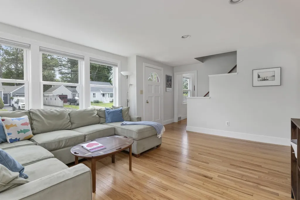 84 Dorset Street Portland ME 04102